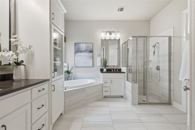 346 Hill Creek Lane, Grapevine, TX 76051