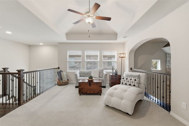 346 Hill Creek Lane, Grapevine, TX 76051