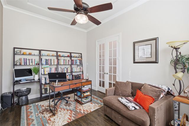 346 Hill Creek Lane, Grapevine, TX 76051