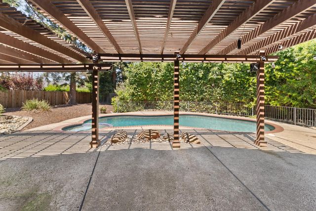 2839 Butler Ct, West Sacramento, CA 95691