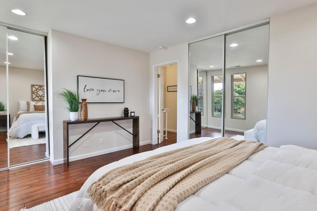248 E Red Oak Drive E, Sunnyvale, CA 94086