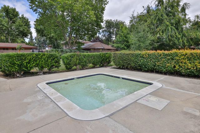 248 E Red Oak Drive E, Sunnyvale, CA 94086