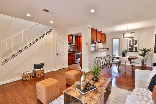 248 E Red Oak Drive E, Sunnyvale, CA 94086