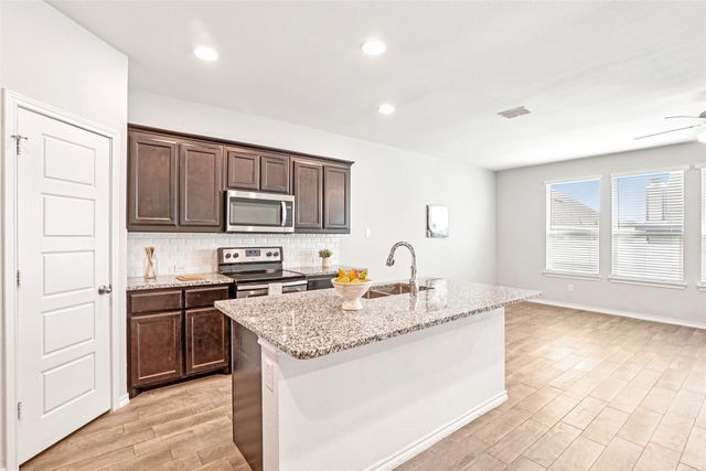 9000 Huxley Drive, Providence Village, TX 76227