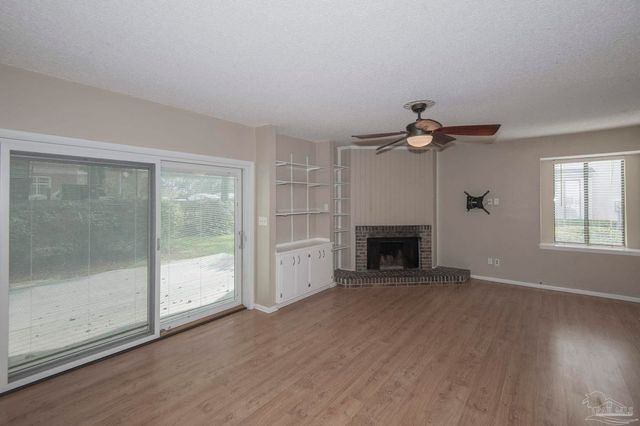 3400 Wimbledon Dr 5, Pensacola, FL 32504