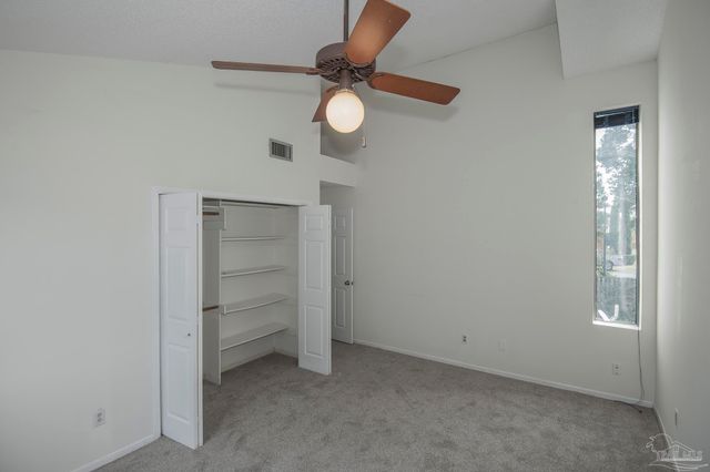 3400 Wimbledon Dr 5, Pensacola, FL 32504