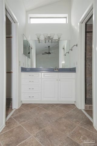 3400 Wimbledon Dr 5, Pensacola, FL 32504