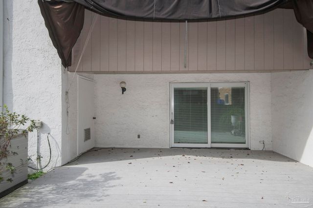 3400 Wimbledon Dr 5, Pensacola, FL 32504