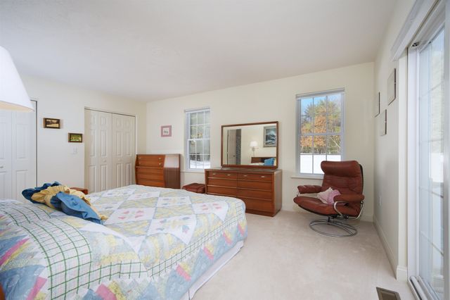 91-6 Hall Road, Fremont, NH 03044