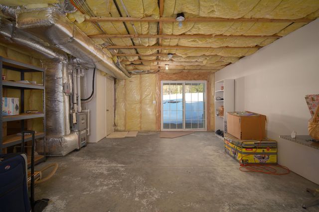 91-6 Hall Road, Fremont, NH 03044