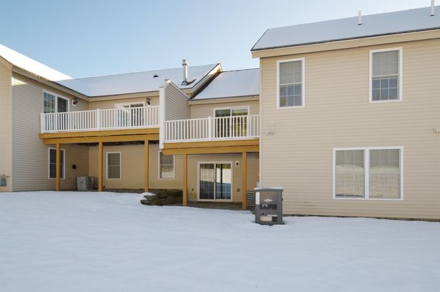 91-6 Hall Road, Fremont, NH 03044