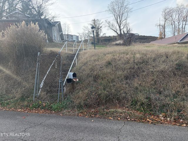 2625 Sevier Ave, Knoxville, TN 37920