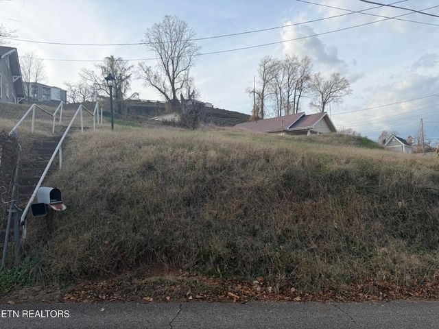 2625 Sevier Ave, Knoxville, TN 37920