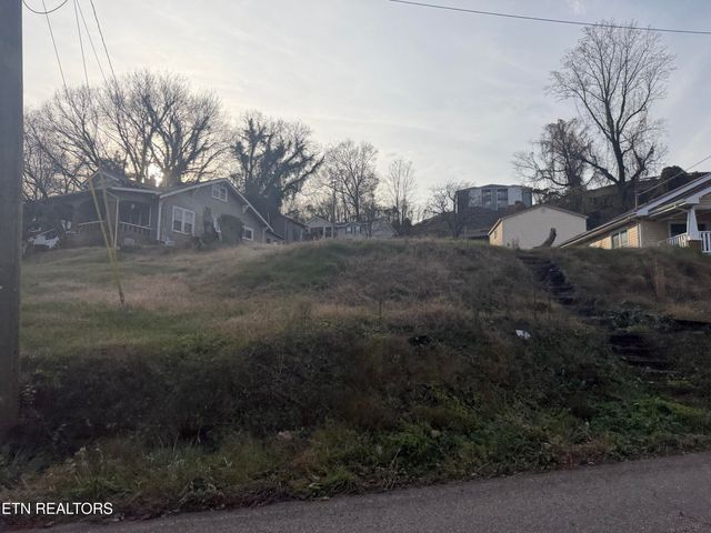 2625 Sevier Ave, Knoxville, TN 37920