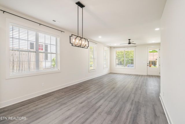 2625 Sevier Ave, Knoxville, TN 37920