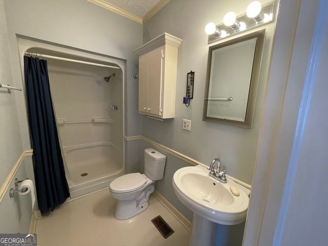 492 Ga Highway 26 E, Cochran, GA 31014