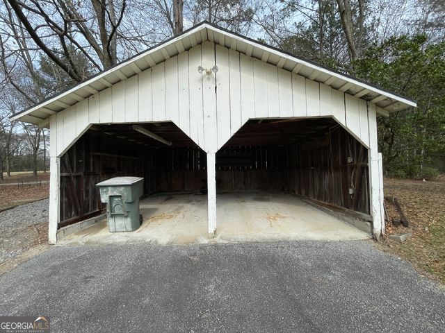 492 Ga Highway 26 E, Cochran, GA 31014