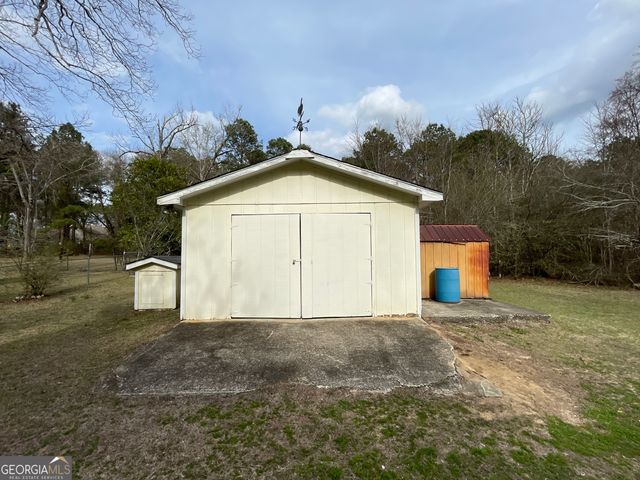 492 Ga Highway 26 E, Cochran, GA 31014