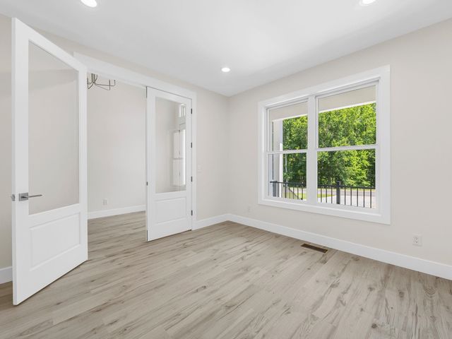 162 Clearcreek Drive, Boiling Springs, SC 29316