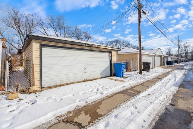 11610 S Aberdeen Street, Chicago, IL 60643