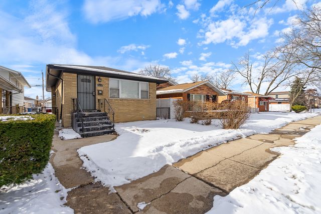 11610 S Aberdeen Street, Chicago, IL 60643