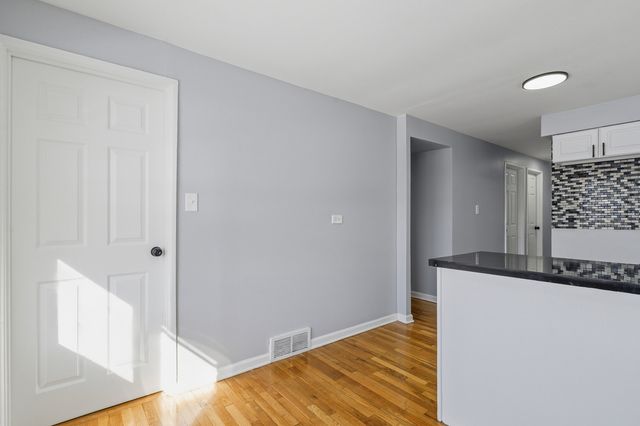 11610 S Aberdeen Street, Chicago, IL 60643