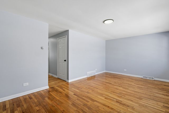 11610 S Aberdeen Street, Chicago, IL 60643