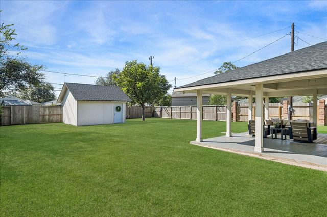 6003 W 43rd Street, Houston, TX 77092