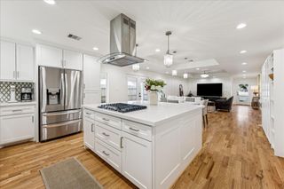 6003 W 43rd Street, Houston, TX 77092