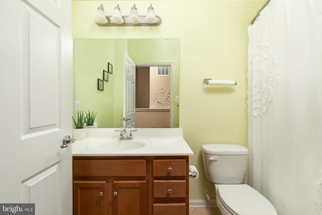 2271 MERSEYSIDE DR, Woodbridge, VA 22191