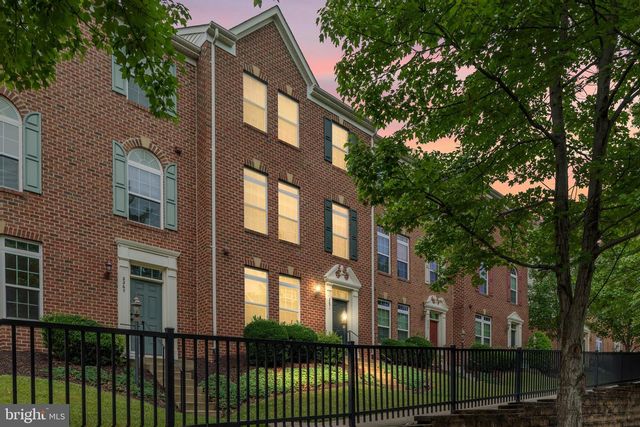 2271 MERSEYSIDE DR, Woodbridge, VA 22191