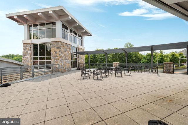 2271 MERSEYSIDE DR, Woodbridge, VA 22191