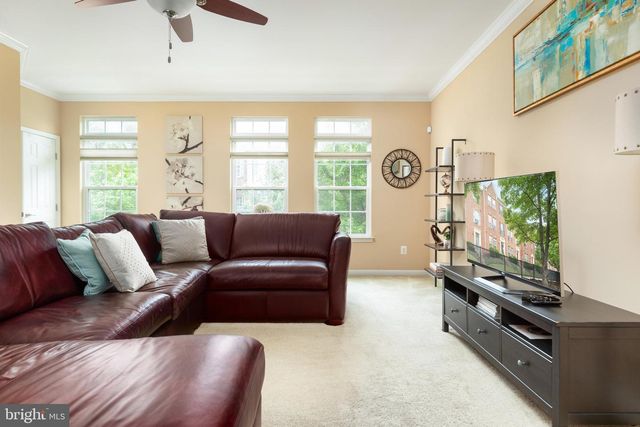 2271 MERSEYSIDE DR, Woodbridge, VA 22191
