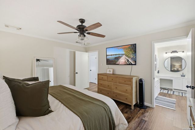 15711 Knollcliff, San Antonio, TX 78247