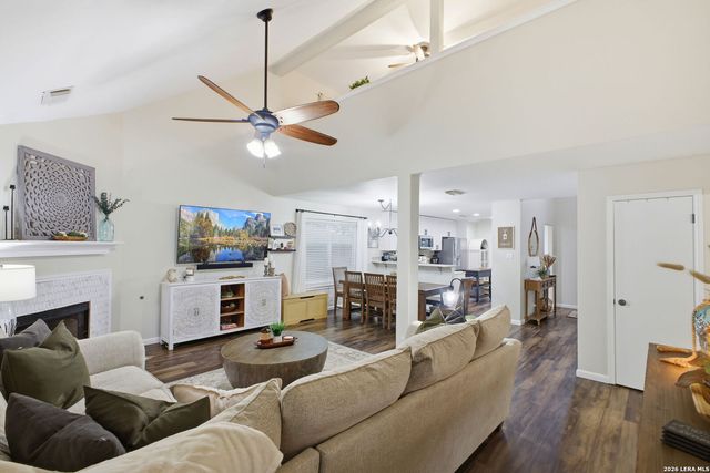 15711 Knollcliff, San Antonio, TX 78247