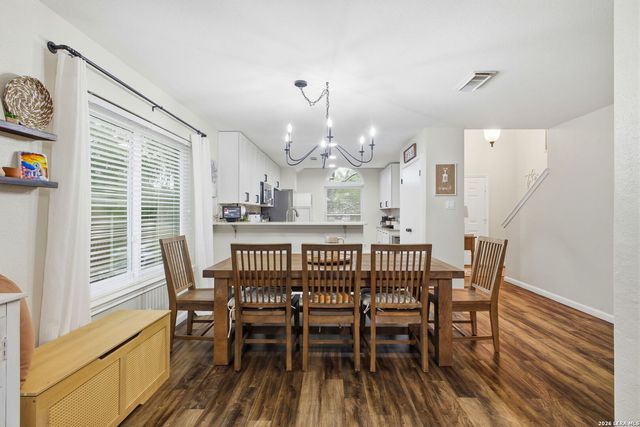 15711 Knollcliff, San Antonio, TX 78247