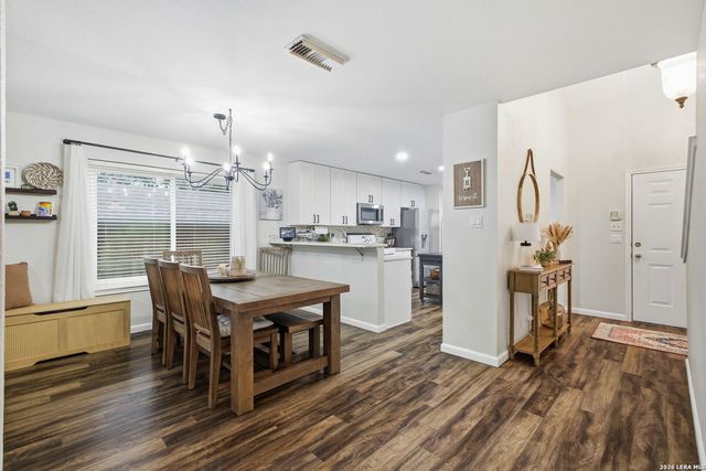 15711 Knollcliff, San Antonio, TX 78247