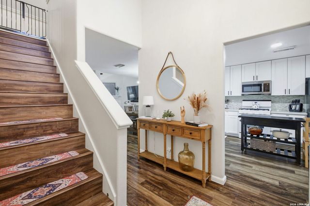 15711 Knollcliff, San Antonio, TX 78247