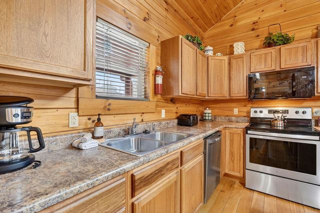 16236 Collison Road, Logan, OH 43138