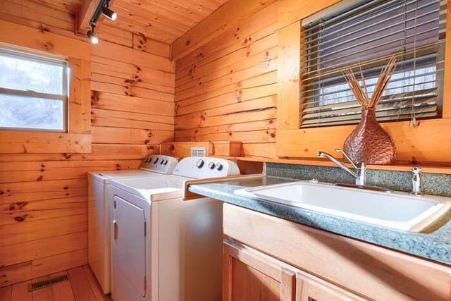 16236 Collison Road, Logan, OH 43138