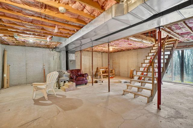 16236 Collison Road, Logan, OH 43138