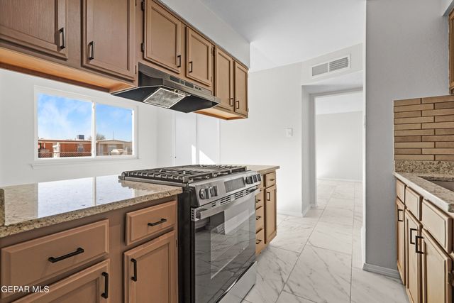 219 CARIBE Circle, El Paso, TX 79927