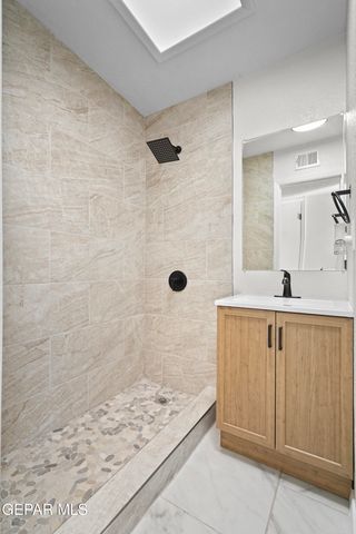 219 CARIBE Circle, El Paso, TX 79927