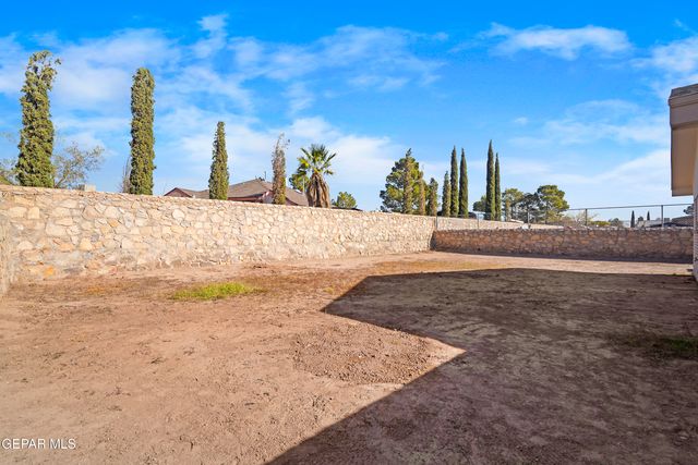 219 CARIBE Circle, El Paso, TX 79927