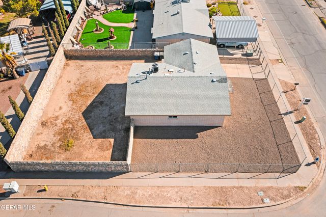 219 CARIBE Circle, El Paso, TX 79927