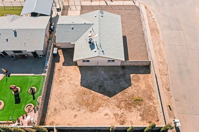 219 CARIBE Circle, El Paso, TX 79927