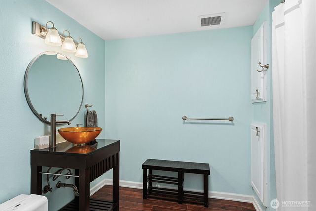 3820 E Ames Lake Drive NE, Redmond, WA 98053