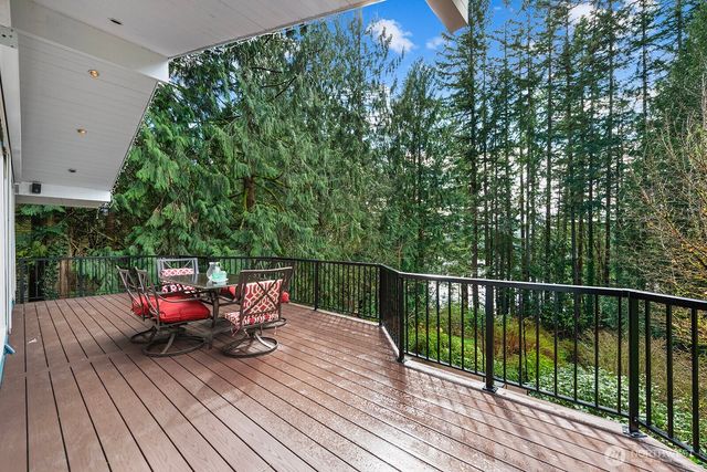 3820 E Ames Lake Drive NE, Redmond, WA 98053