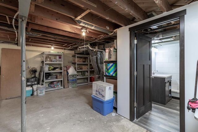 227 Westwood Drive, Mankato, MN 56001