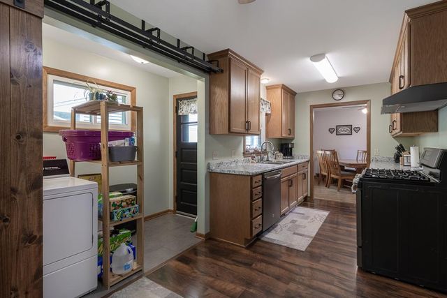 227 Westwood Drive, Mankato, MN 56001